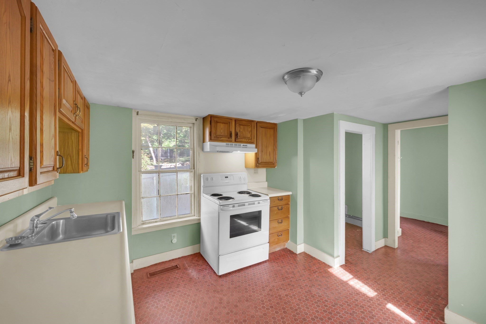 3 Fullam Hill Rd, North Brookfield, MA, 3 Fullam Hill Rd, North Brookfield, MA Photo #4