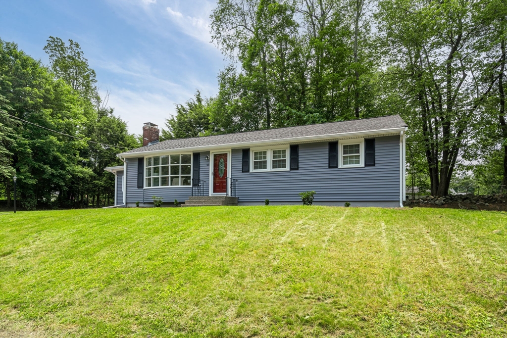 93 Horseshoe Dr