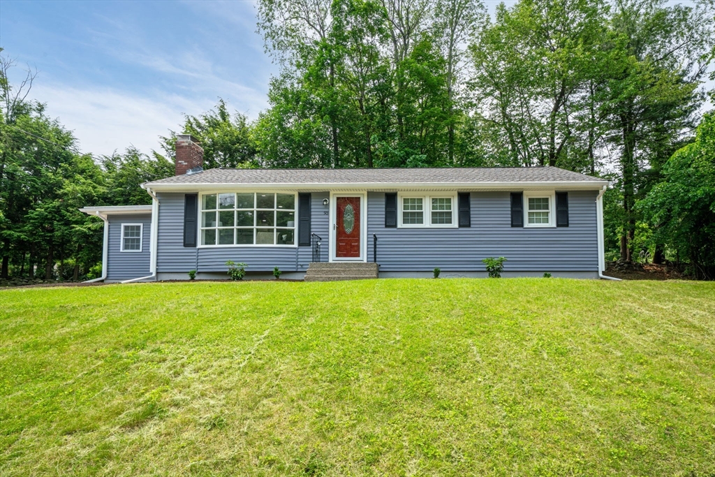 93 Horseshoe Dr