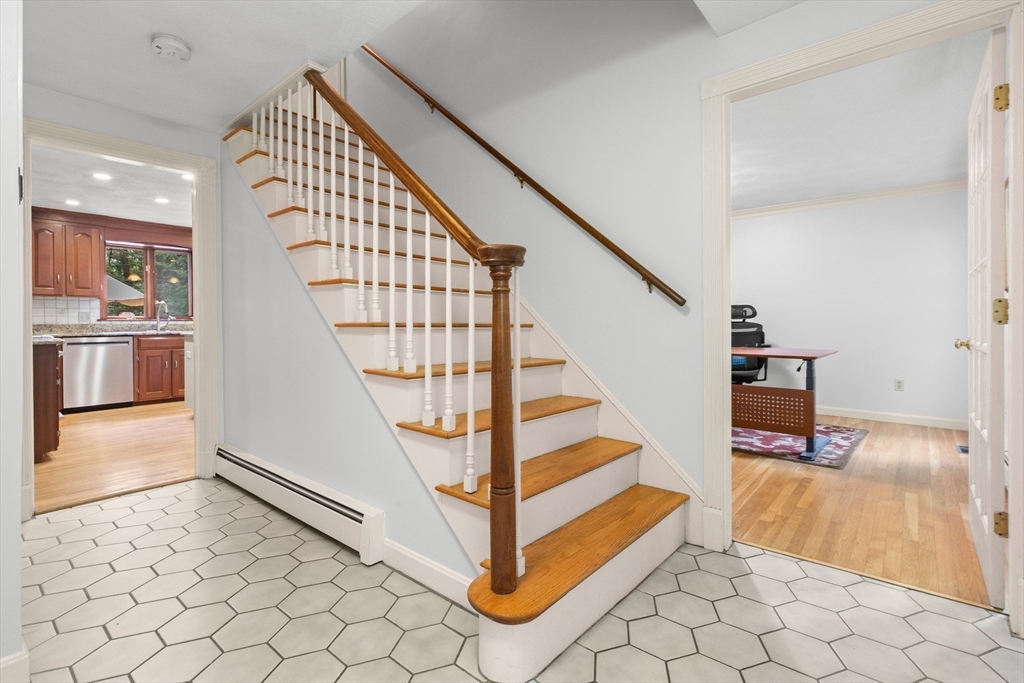 13 Pheasant Ln