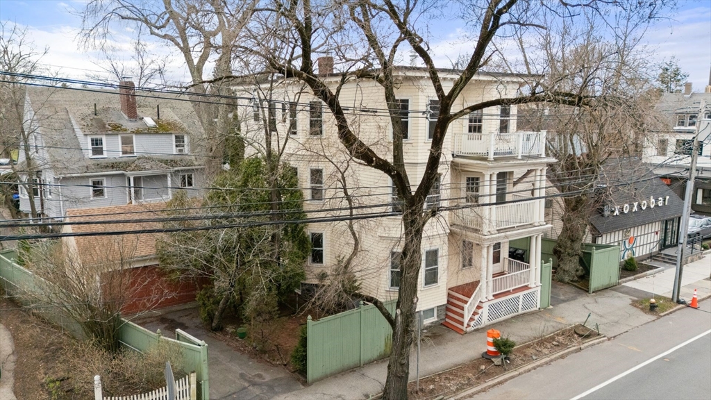 1148 Boylston