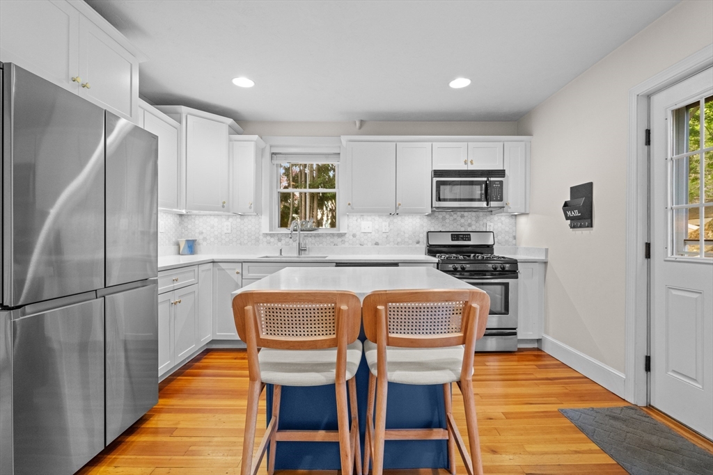 73 Pleasant St 73