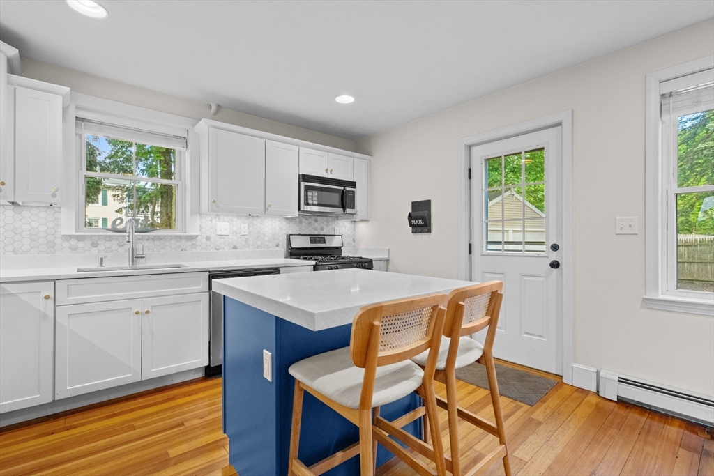 73 Pleasant St 73
