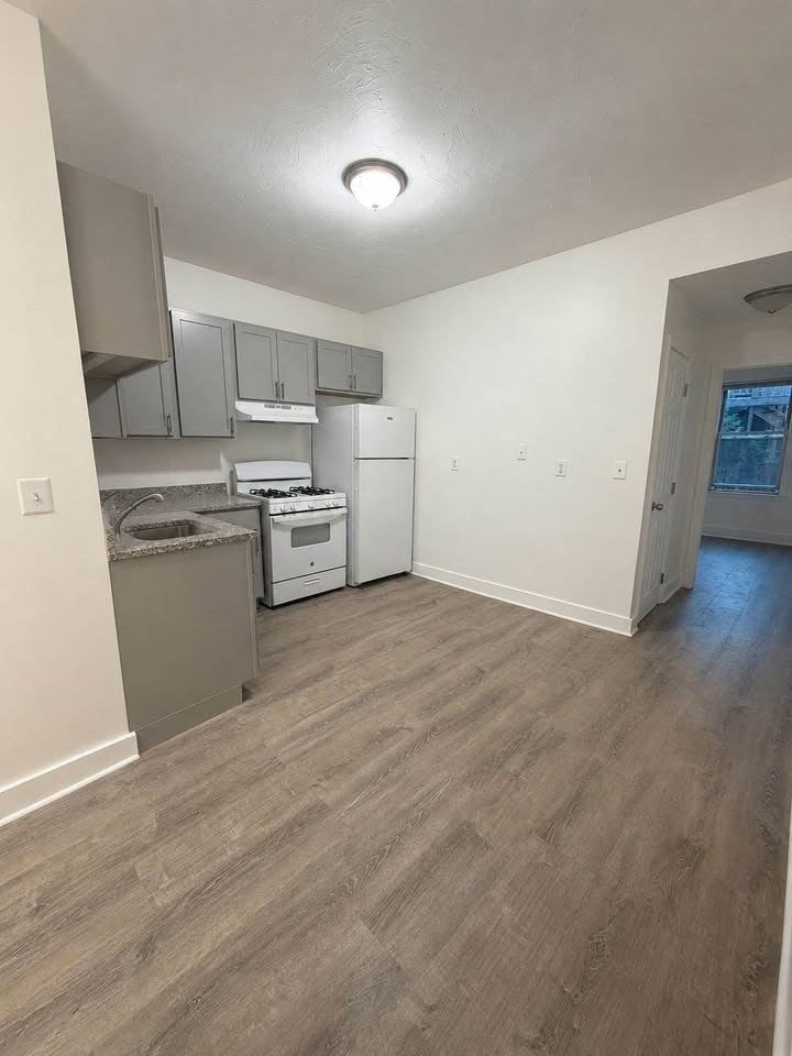 128 Shawmut St #2, Cheshire, MA Photo #3