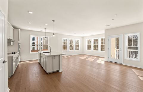 Photo of 6 Stratton Drive #3307, Woburn, MA 01801 (MLS # 73487217)