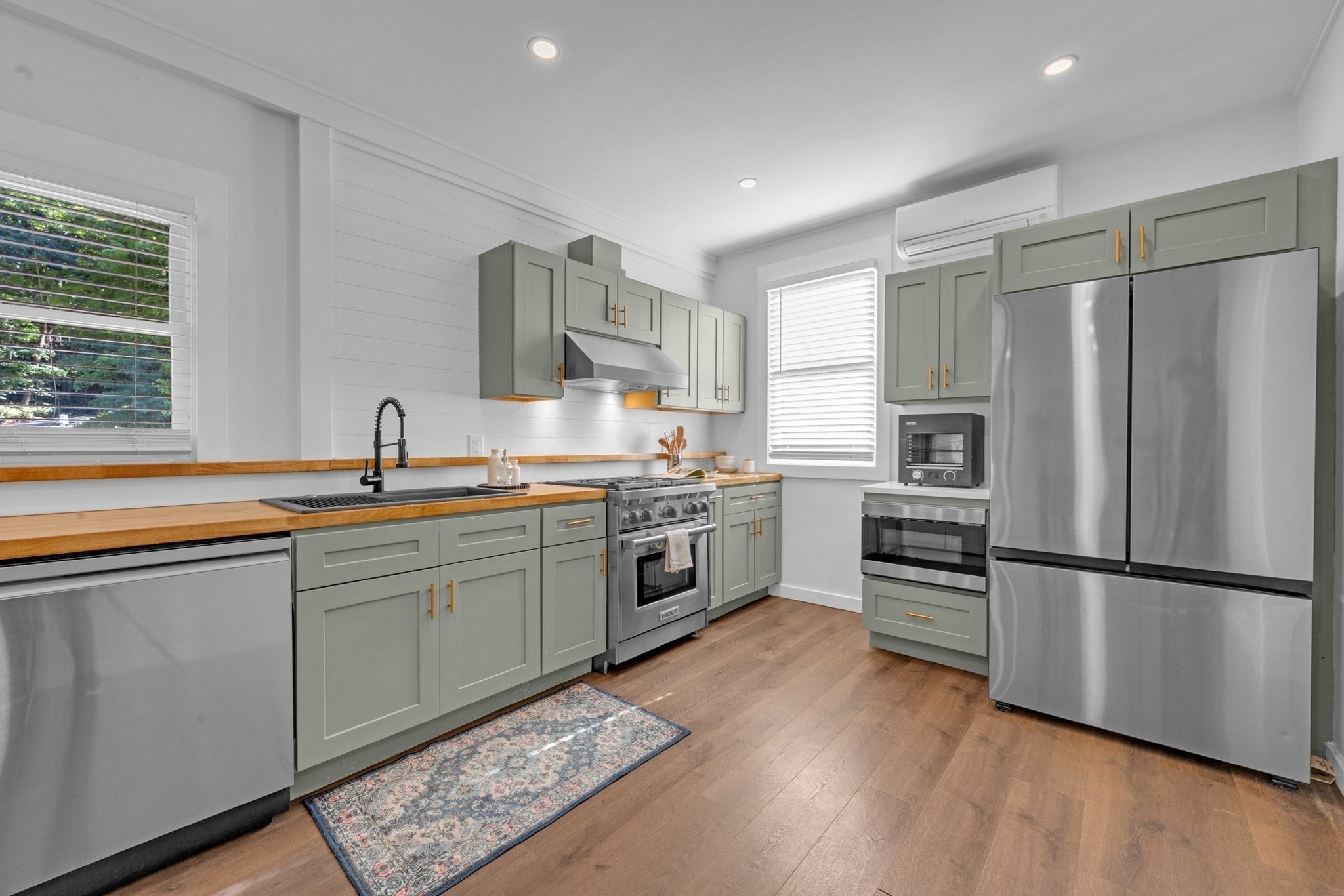335 Salisbury St, Worcester, MA Photo #7