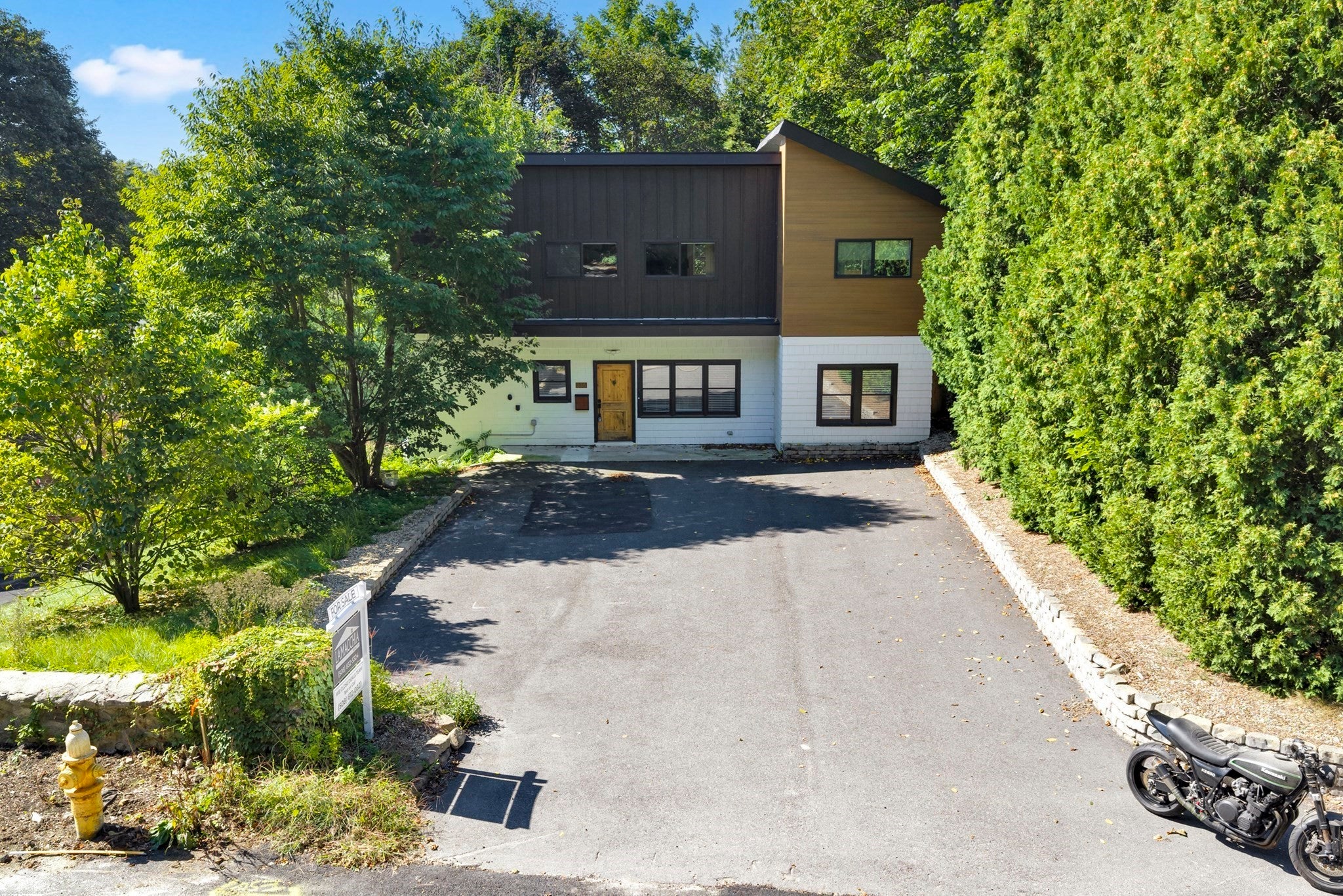 335 Salisbury St, Worcester, MA Photo #27