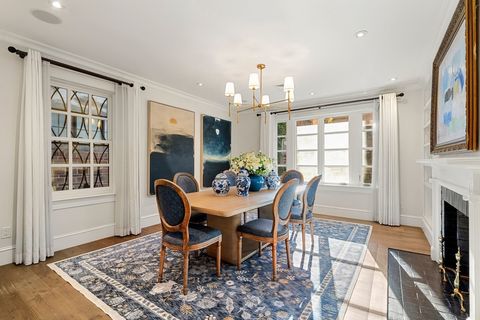 6 West Hill Place Boston MA 02114