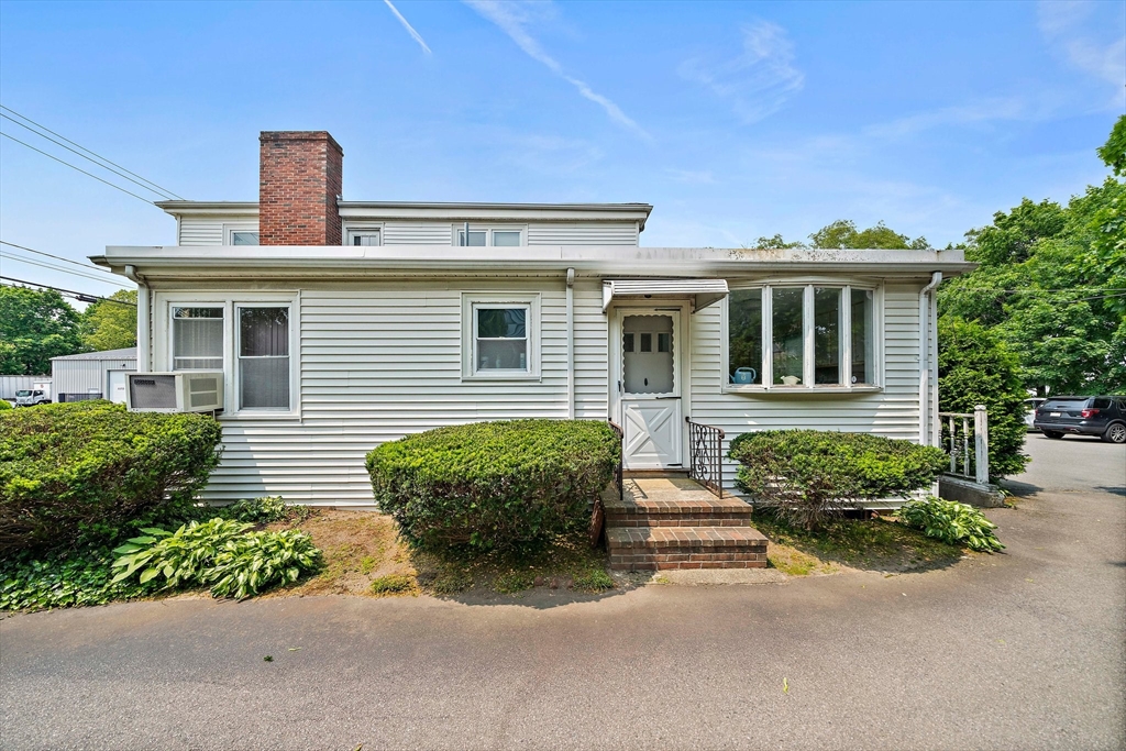 649 North Main St