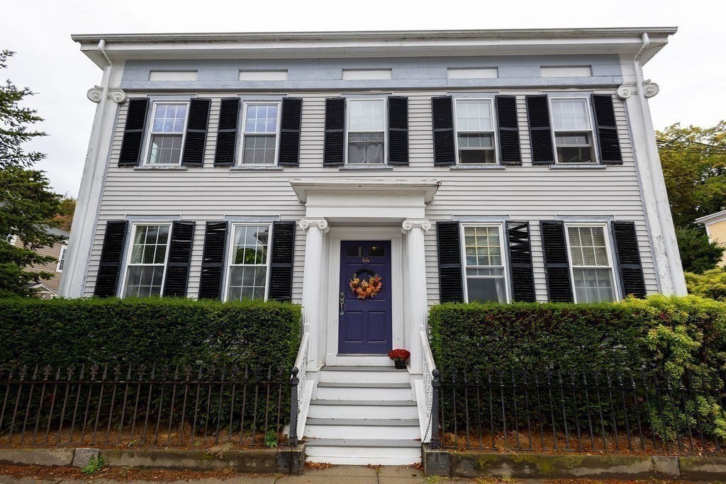 44 Washington St C