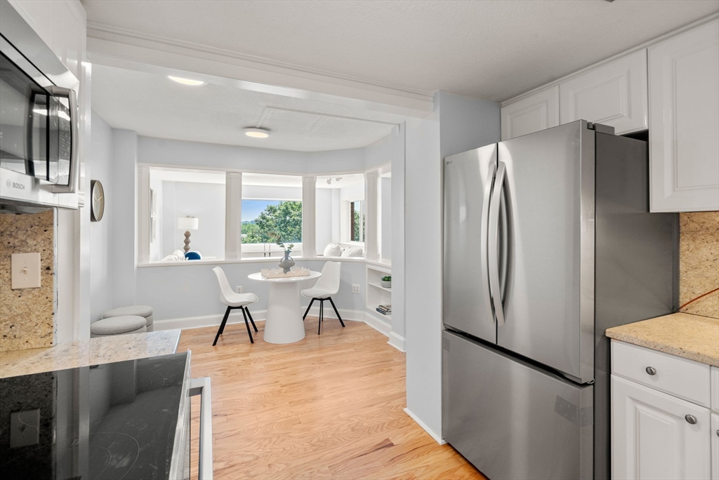 14 Concord Ave 810/814