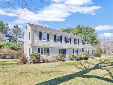 118 Blueberry Hill Rd Longmeadow MA 01106