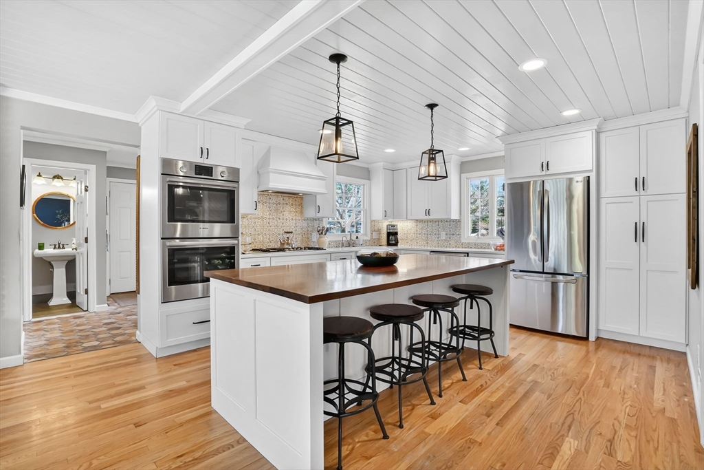 118 Blueberry Hill Rd