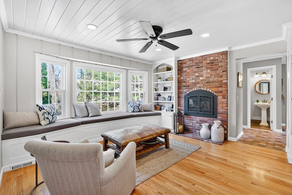 118 Blueberry Hill Rd