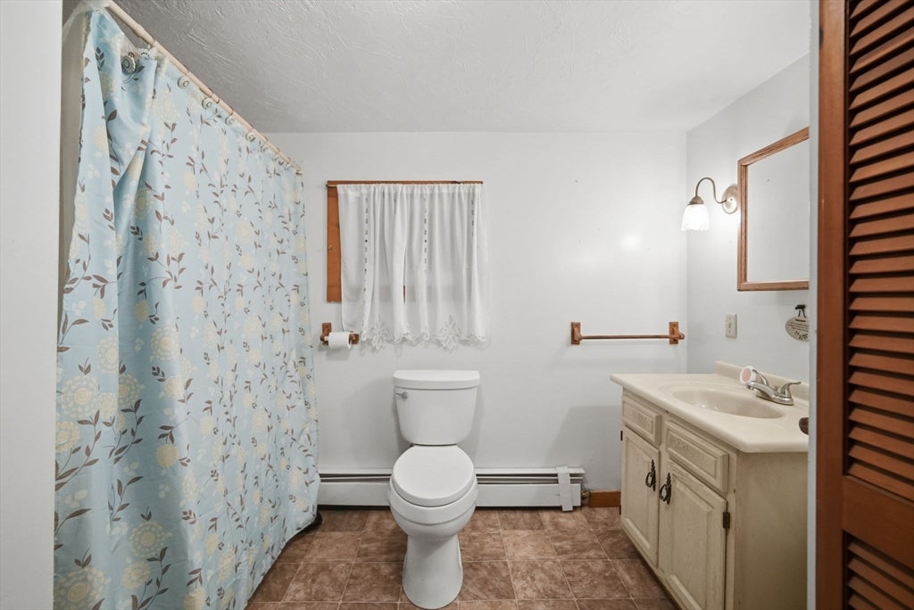 83 Union Rd, Wales, MA Photo #11