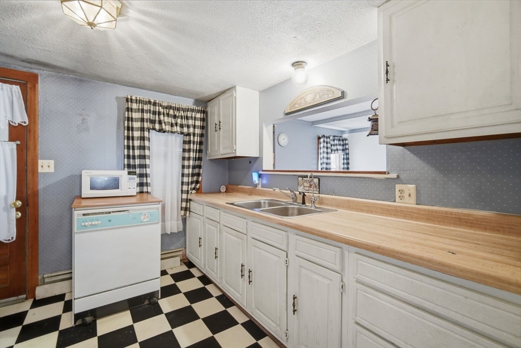83 Union Rd, Wales, MA Photo #18