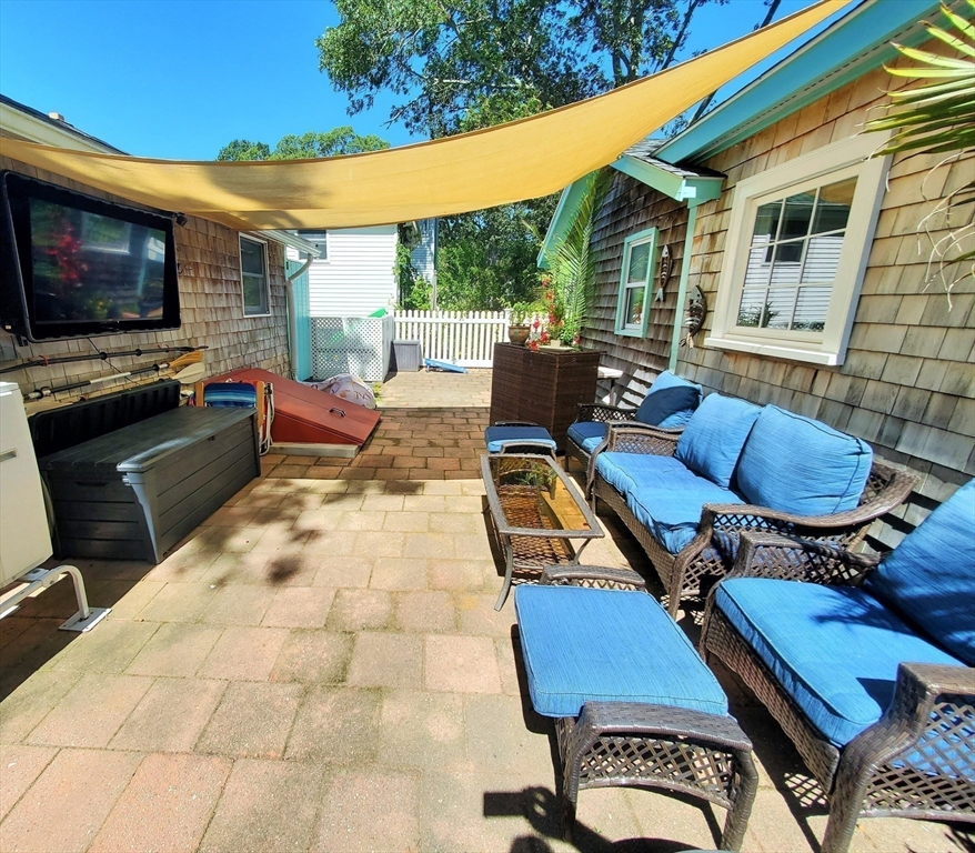 13 Woodland Cir. Family Compound