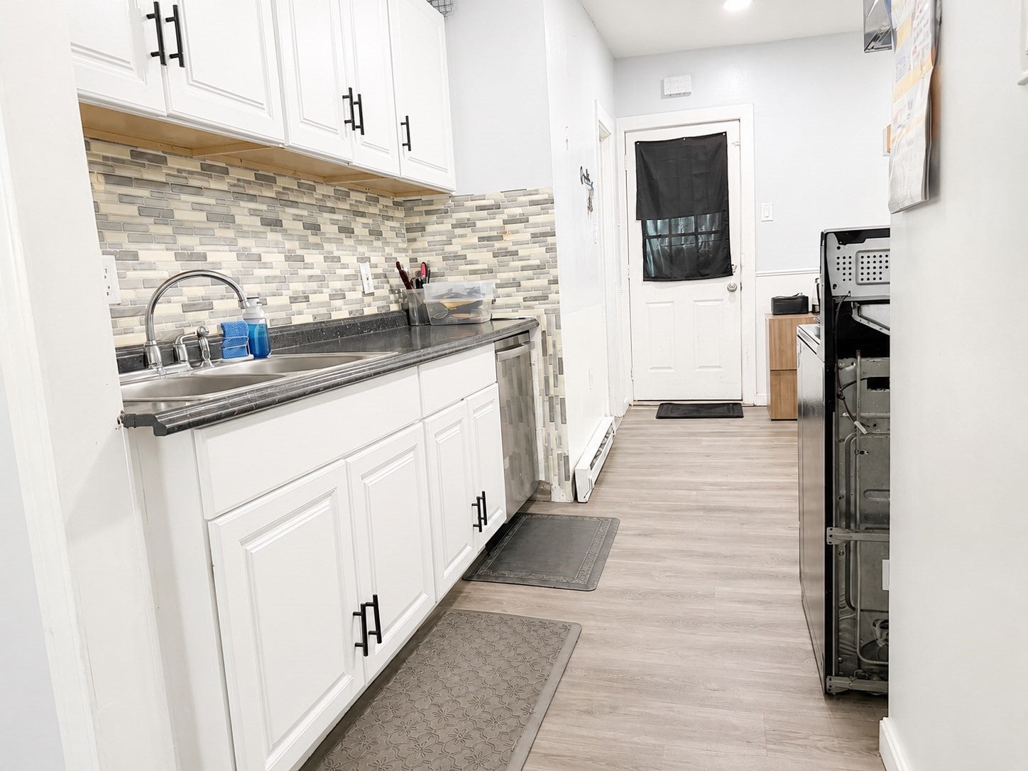 212 Vernon St, Worcester, MA Photo #11
