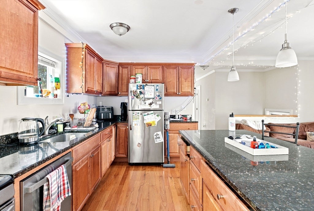 29 Elmwood Street, Somerville, MA, 29 Elmwood Street, Somerville, MA Photo #5