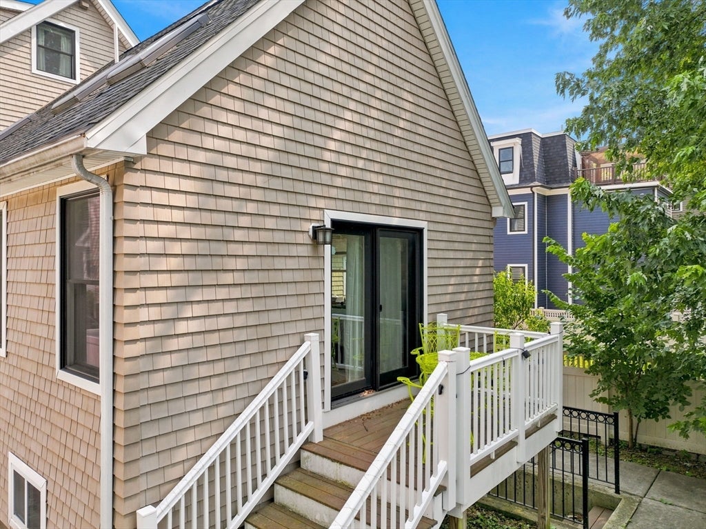 29 Elmwood Street, Somerville, MA, 29 Elmwood Street, Somerville, MA Photo #4