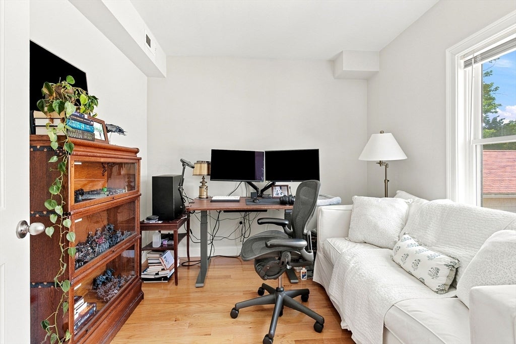29 Elmwood Street, Somerville, MA, 29 Elmwood Street, Somerville, MA Photo #22