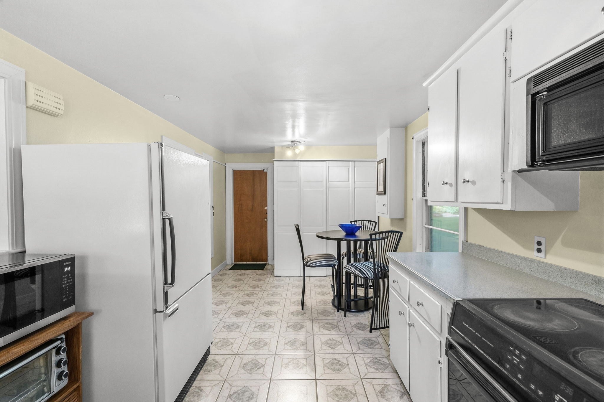 454 Eliot St, Milton, MA, 454 Eliot St, Milton, MA Photo #10