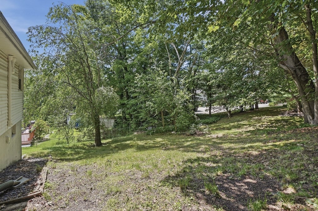 54 Manhattan Road, Worcester, MA Photo #28