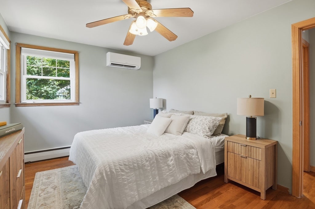 54 Manhattan Road, Worcester, MA Photo #12
