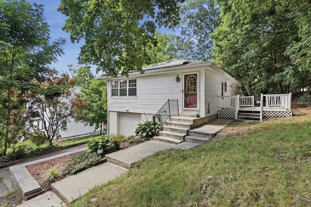 54 Manhattan Road, Worcester, MA Photo #23