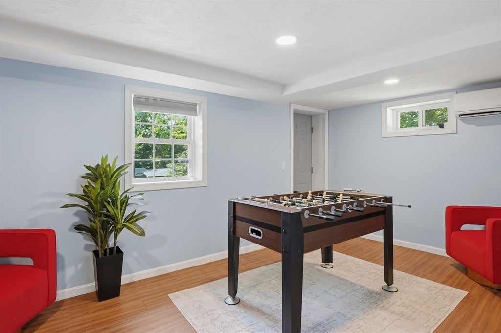 54 Manhattan Road, Worcester, MA Photo #21