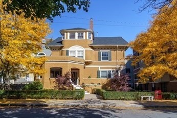 View Brookline, MA 02446 condo