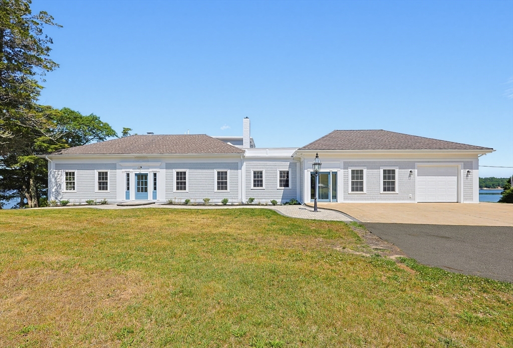 54 Arlington Dr