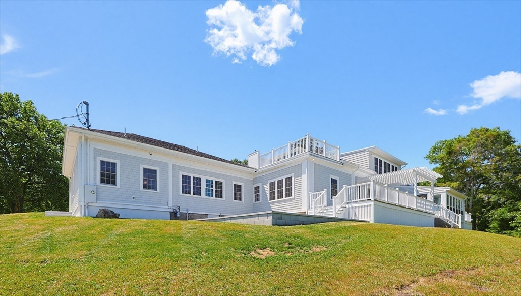 54 Arlington Dr