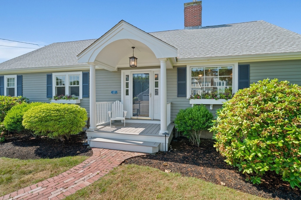 17 Roberts Drive