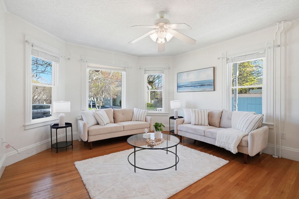 20 Pleasant St