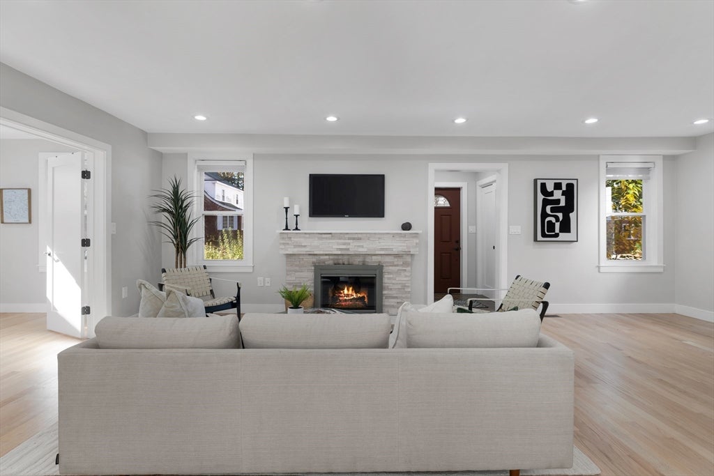 303 Russett Rd, Brookline, MA, 303 Russett Rd, Brookline, MA Photo #4