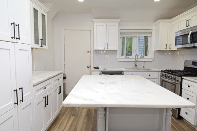 3 Greenwood Sq 1