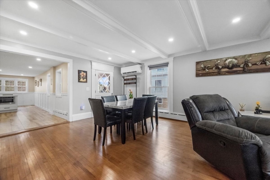 12 Salem St 2