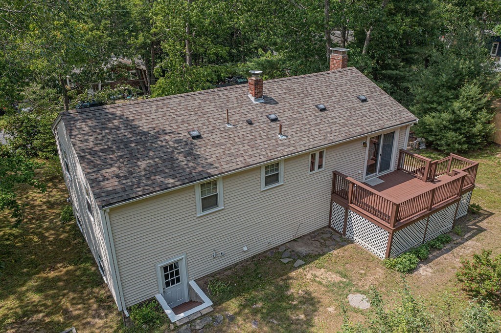 24 Lantern Ln