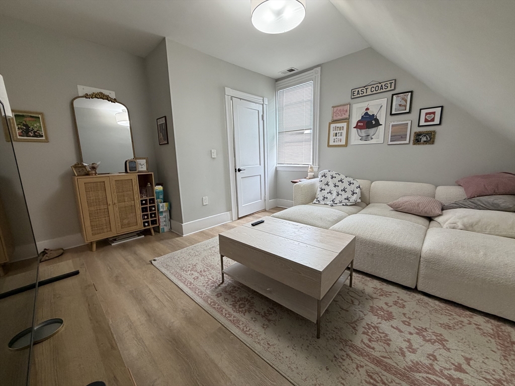 68 L St #3, Boston, MA, 68 L St #3, Boston, MA Photo #4
