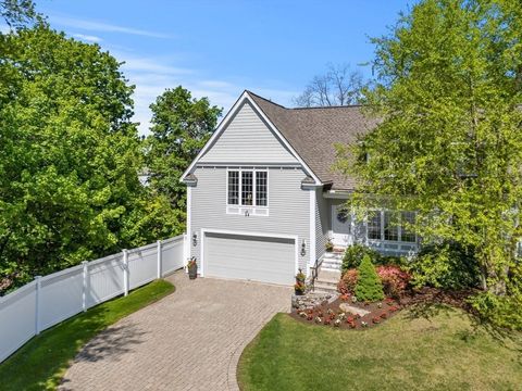 9 Chatham Cir 9 North Andover MA 01845