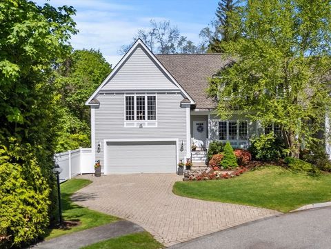 9 Chatham Cir 9 North Andover MA 01845