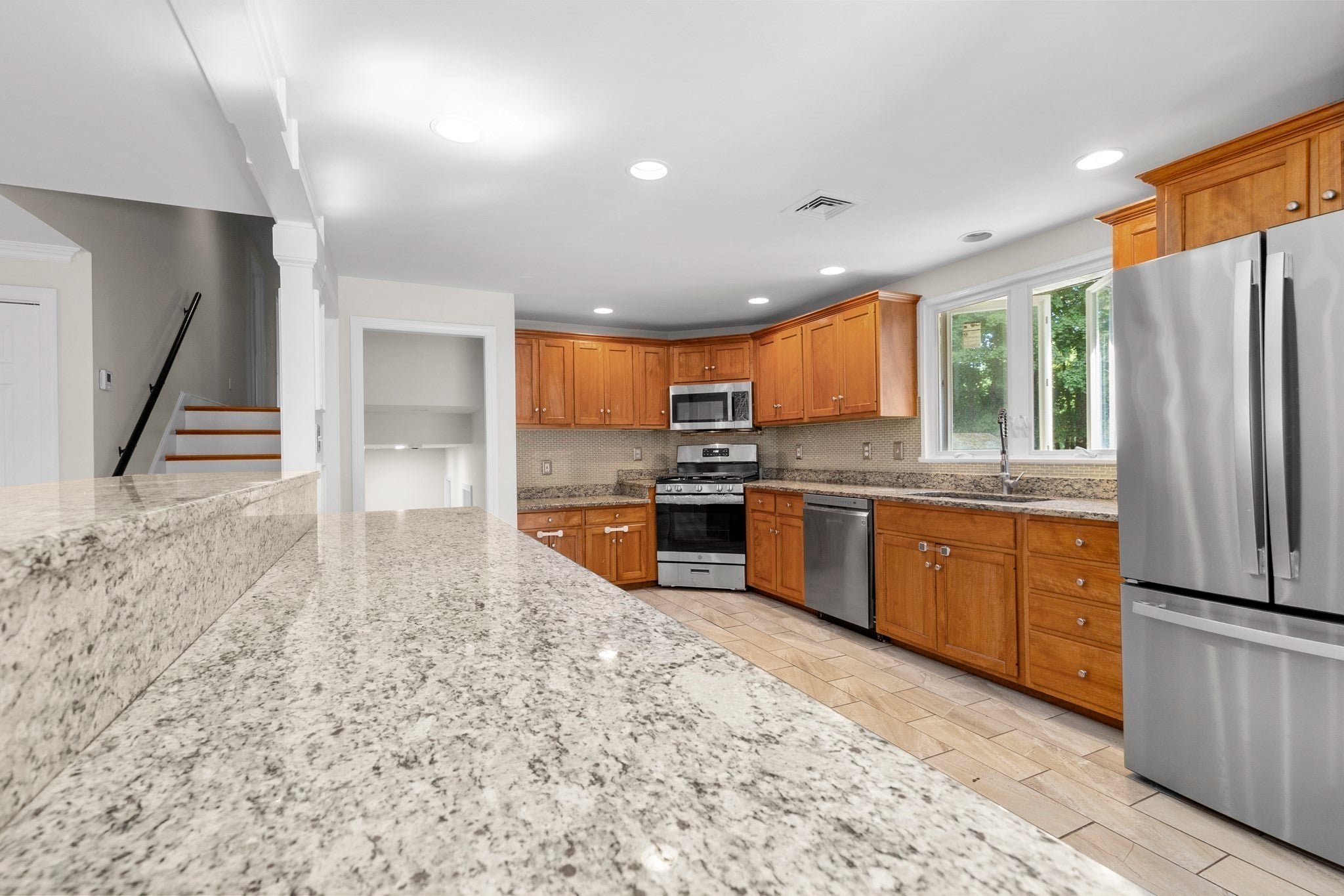 206 Fairview Ave, Brockton, MA, 206 Fairview Ave, Brockton, MA Photo #3