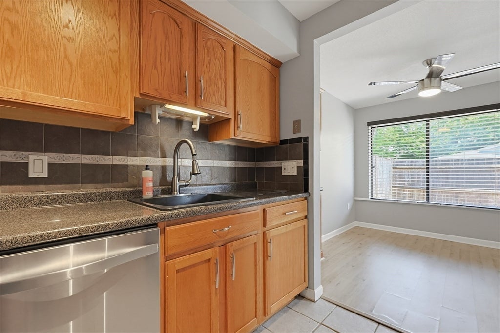 167 Greenbrook Dr #167, Stoughton, MA, 167 Greenbrook Dr #167, Stoughton, MA Photo #14
