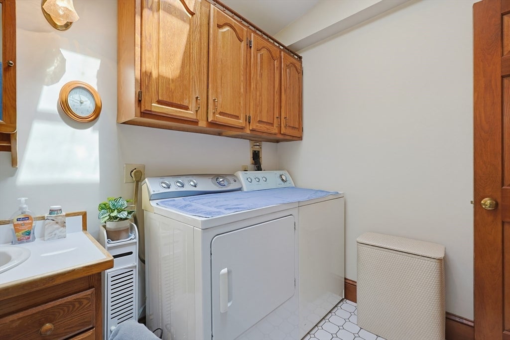 35 Wilson St, Norwood, MA Photo #19