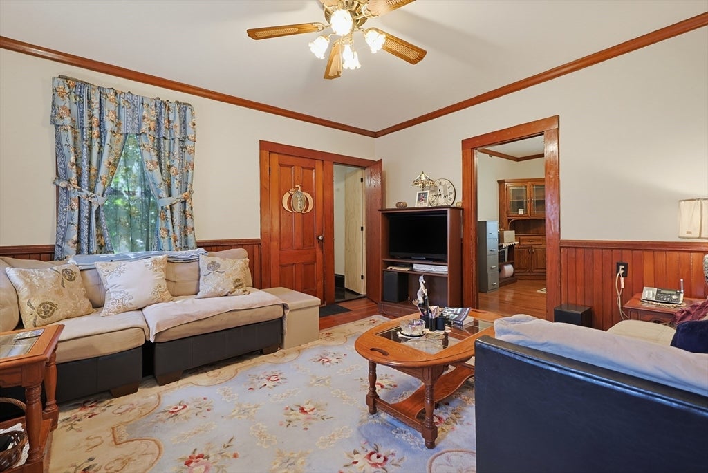 35 Wilson St, Norwood, MA Photo #13