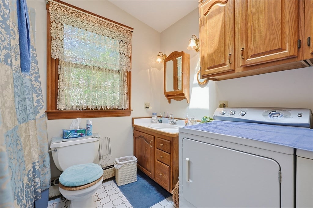 35 Wilson St, Norwood, MA Photo #18