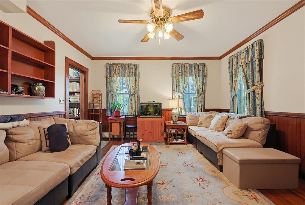 35 Wilson St, Norwood, MA Photo #11