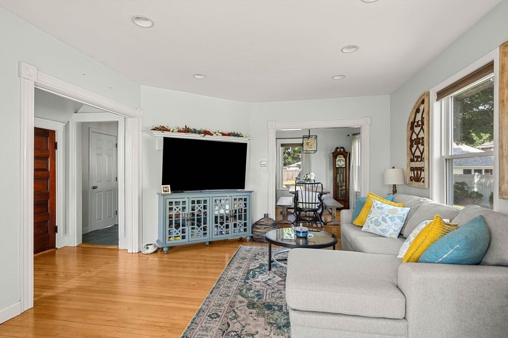 362 Water St, Haverhill, MA, 362 Water St, Haverhill, MA Photo #20