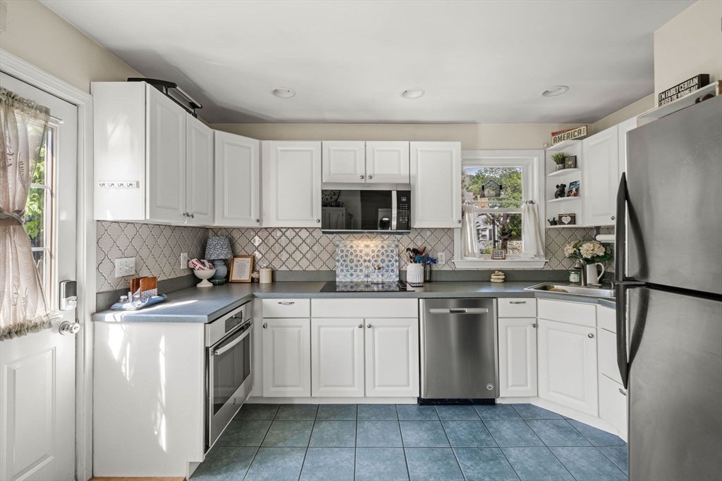 362 Water St, Haverhill, MA, 362 Water St, Haverhill, MA Photo #7